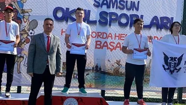 Şampiyona Samsun Okçuluk Tesisleri'nde yapıldı