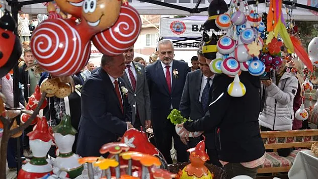 Yıl sonu sergisinden renkli görüntüler