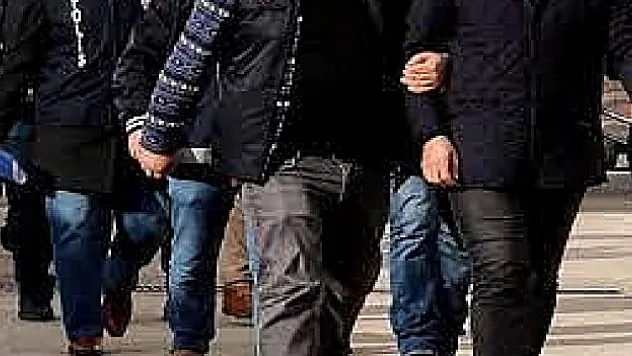 Aranması bulunan 20 şahıs yakalandı