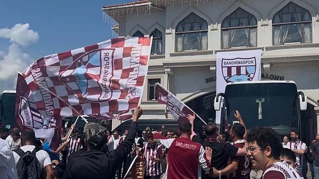 Bandırmaspor aşkı yollara taştı