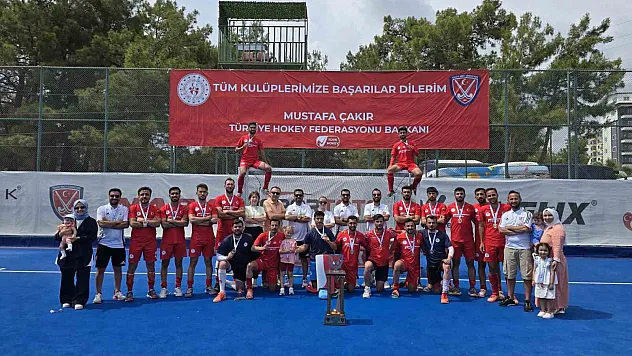Hokey Takımı Türkiye şampiyonu oldu