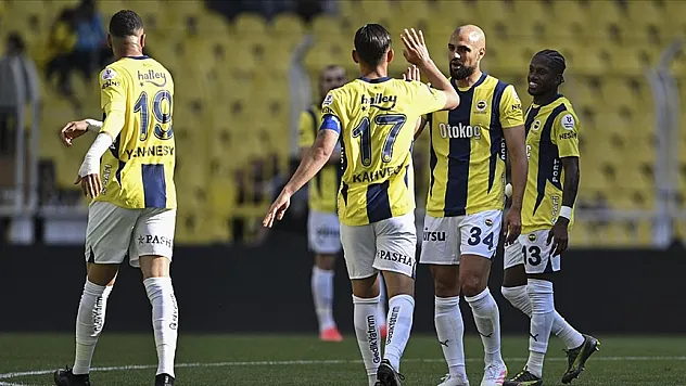 Fenerbahçe, sezonu galibiyetle kapattı