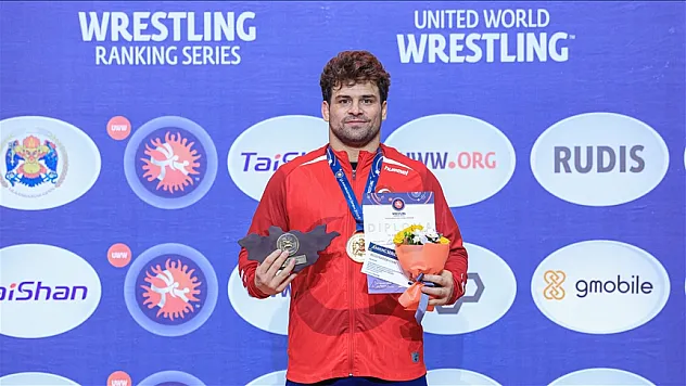 Milli güreşçi Osman Göçen, altın madalya kazandı