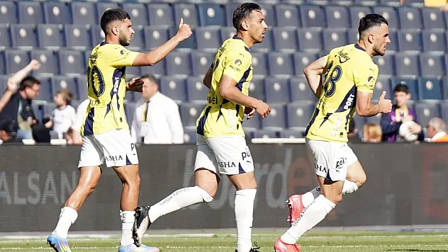 İrfan Can Kahveci'den üst üste 2 maçta gol