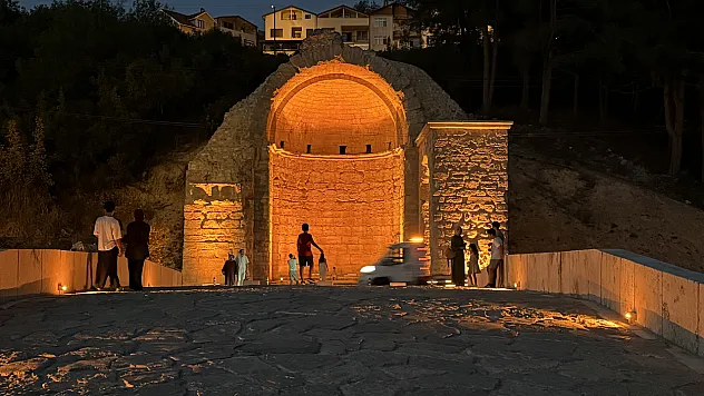 1500 Yıllık Justinianus Köprüsü 8 yıl sonra yeniden ziyarete açıldı