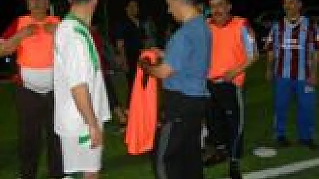 Belediye personelleri ile Meclis Üyeleri yenişemedi