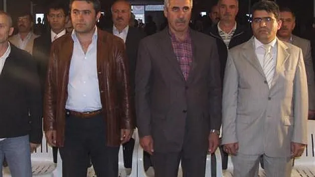 Türkav, 'Heybeli ada hain yuvası açılıyor'