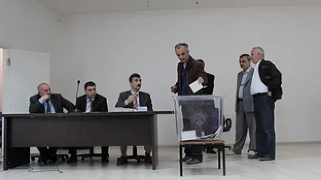 İlksan'da Çarşamba Birincisi Türk Eğitim-Sen Oldu