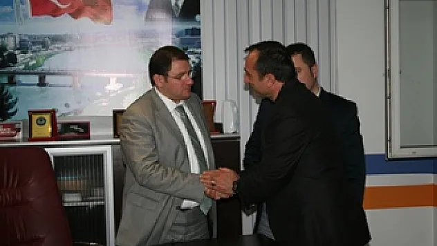 Çetinkaya, 'Sırtım hiç yeşil çimen görmedi'