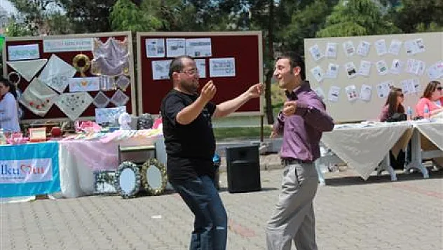 Engelliler Sergi Açtı