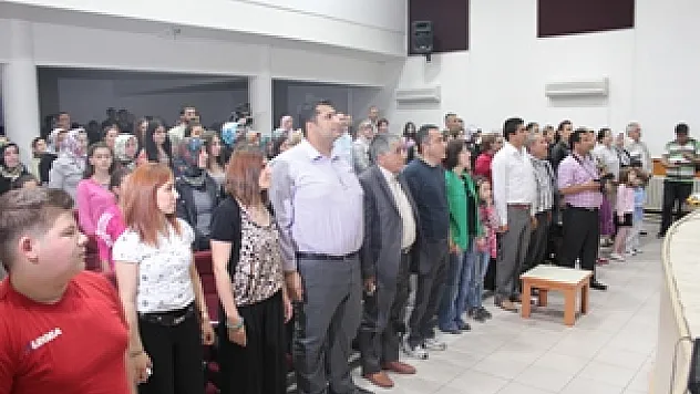 ŞNP miniklerinden 1. Sınıf gösteri