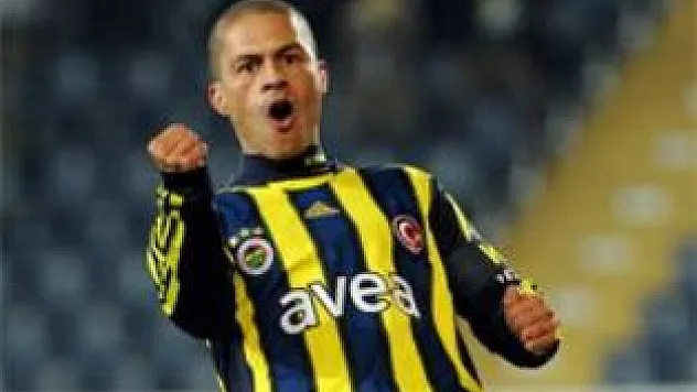 Alex Kocaman'a bu yanıtı verdi