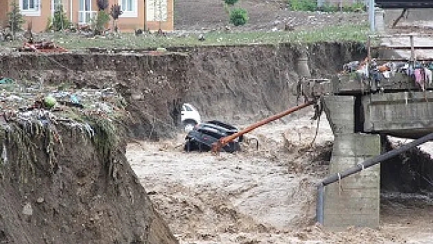 SEL FELAKETİNDE KAYIP SAYISI 2'YE ÇIKTI