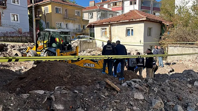 17 yıl sonra kayıp kadının evinin altında kemikler bulundu