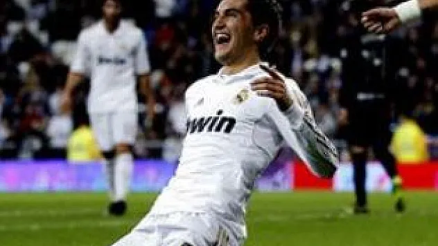 Aziz Yıldırım kesenin ağzını açtı