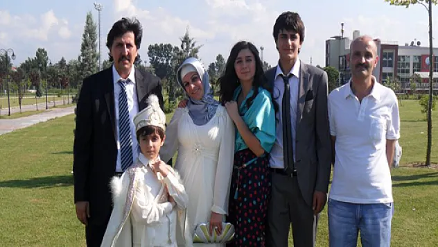 Alperen Canikli erkekliğe ilk adımı attı