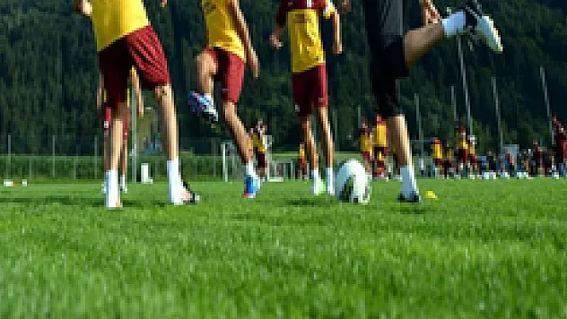 Galatasaray hazırlıklarını sürdürüyor