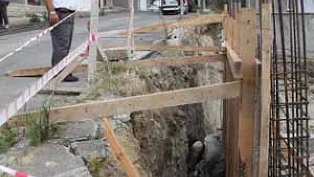 İnşaat alanında kazı çalışması