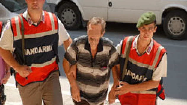 Jandarma zehir tarlasını buldu