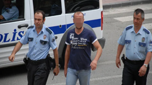 Sahte Komiser yakalandı