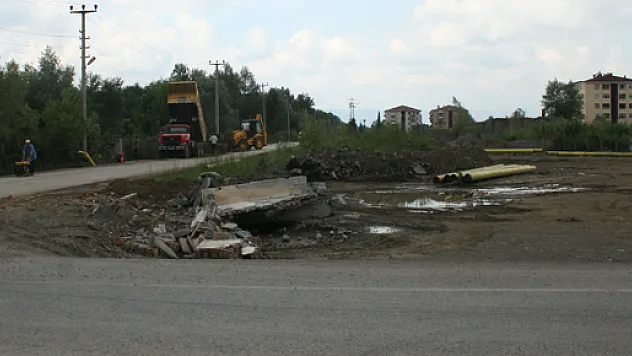 Önce can aldı sonra yıktılar