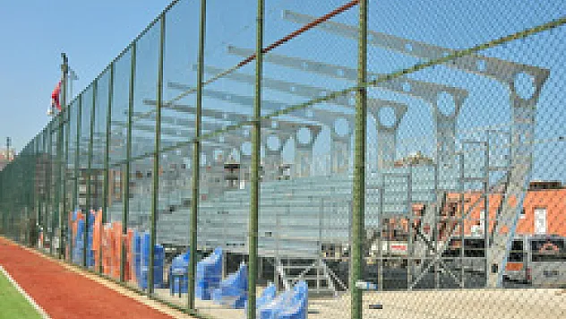 Atakum Stadı'nın Tribünleri Yapılıyor