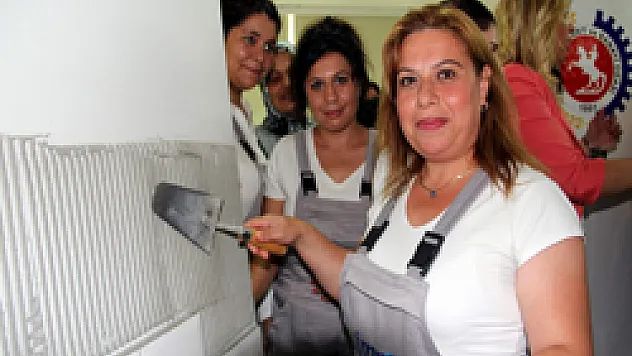 Hamur Yoğuran Eller Ustalığa Hazırlanıyor 