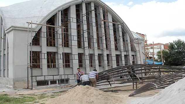 Tanrıverdi Camii büyüleyecek  