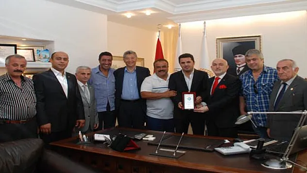 Talip Öztürk'ten Odamıza Ziyaret