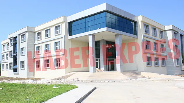 İletişim Fakültesi öğrenci alacak mı?