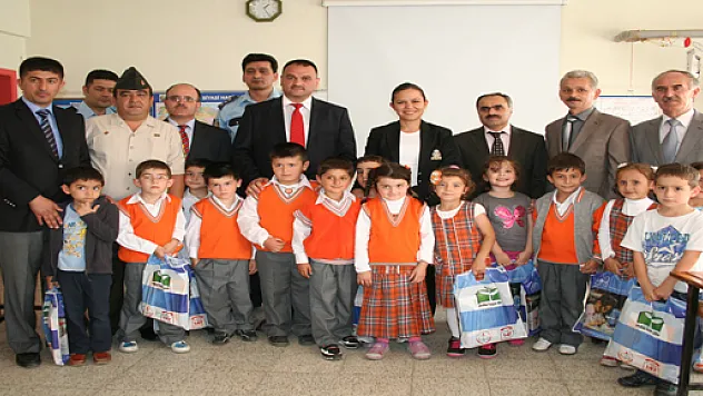 Salıpazarı'nda Kaymakam ve Halil Amca ilk zili çaldı!