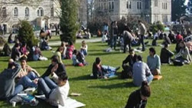 Üniversite öğrencilerine askerlik şoku