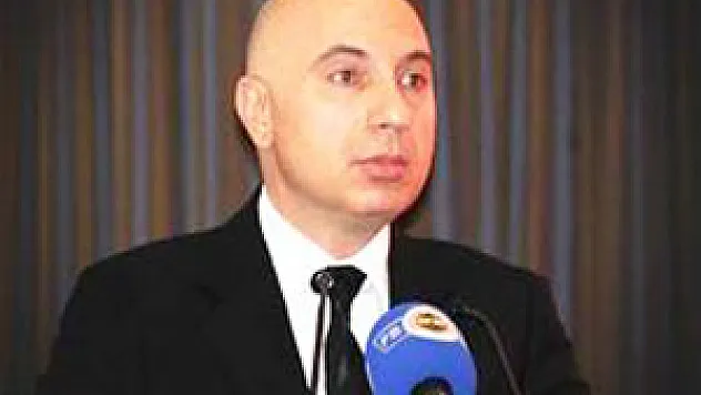 Aziz Yıldırım'a sert eleştiriler