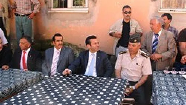 Vali Aksoy, Selden Zarar Gören Köyleri Ziyaret Etti 