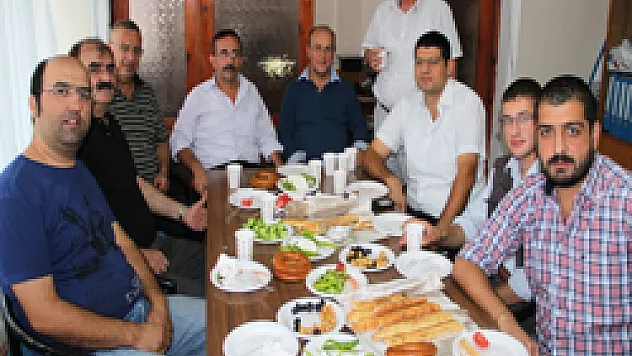 Türk Enerji-Sen'den Gazetecilere Kahvaltı 