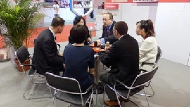 Türk Fındığı Çin'de Tanıtıldı