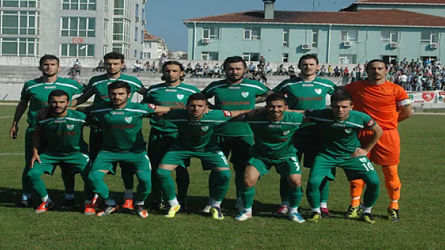 Çarşambaspor: 1 Ayancıkspor: 1