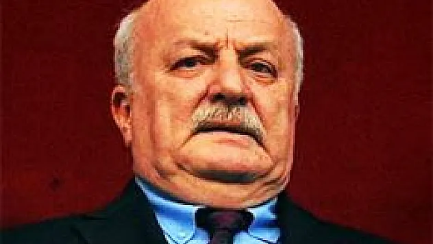 Sadri Şener Galatasaray'a çattı