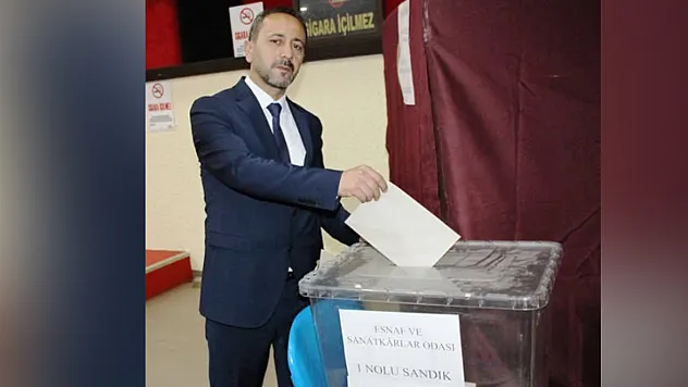 19 mayıs esnaf odası'nda başkan değişti
