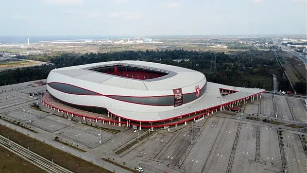 19 Mayıs Stadyumu'nun yüzde 50'si tamamlandı