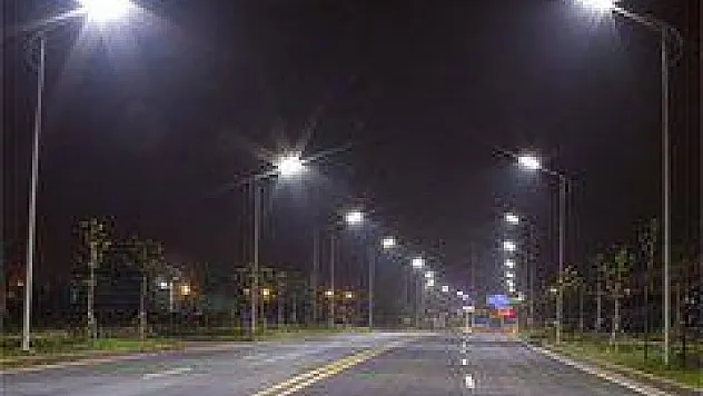 Sokak lambalarının parasını bakanlık ödeyecek