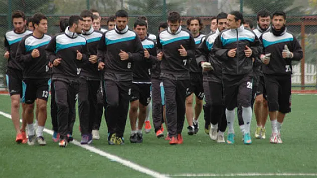 Lider Çarşambaspor Atakum maçına hazırlanıyor