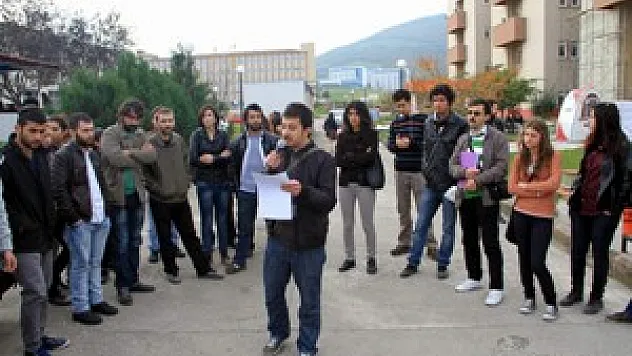 Öğrencilerden Filistin Ve Gazze'ye Destek