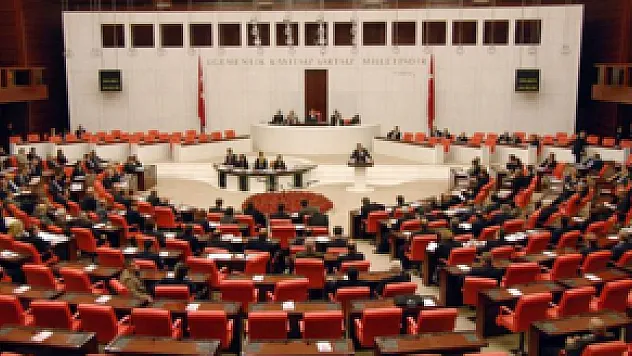 40 vekile 'dokunuldu'