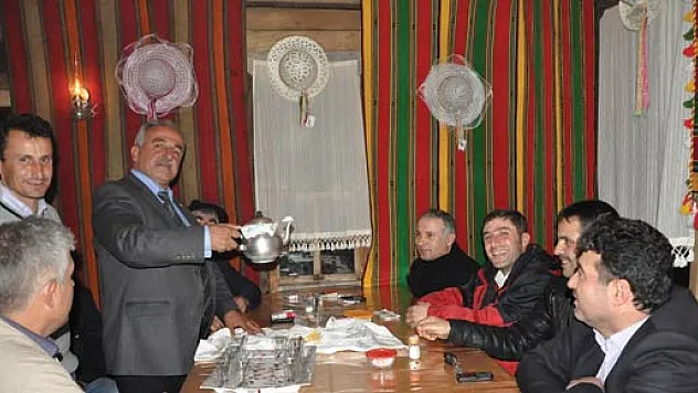 Başkan Belur, Kültür Evinde Yemekte Buluştu