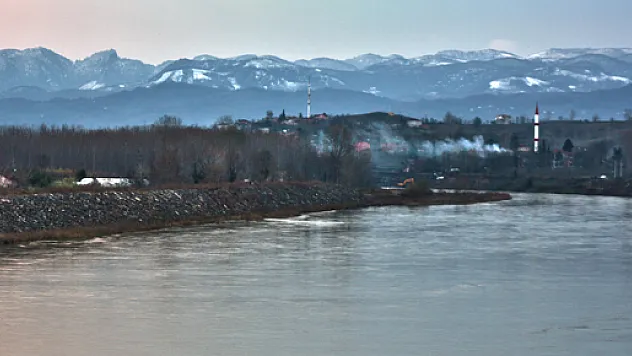 Dağlarda Kar Sesi Var