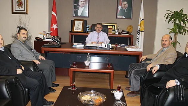 Hayrat Vakfı, Kalem ve Medeniyet Derneği'nden Başkan Köktaş'a ziyaret