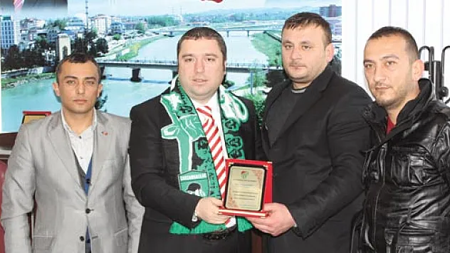 Taraftarlar Derneği Köse'yi ziyaret etti  