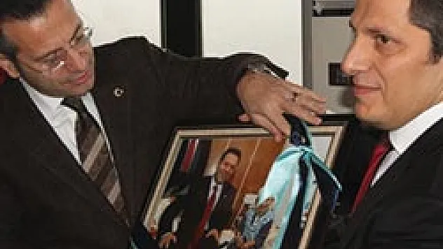 Basın Önemli Bir Görev Üstleniyor  