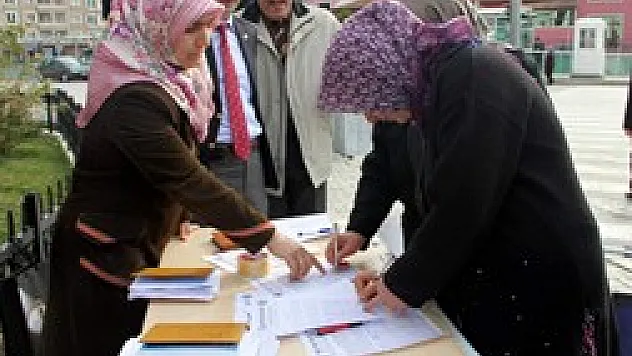 Memur-Sen İmza Kampanyası Başlattı